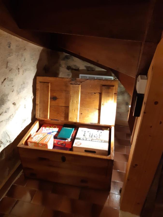Joli Gite Rural Dans Un Havre De Paix Saint-Bonnet-le-Troncy Exterior foto